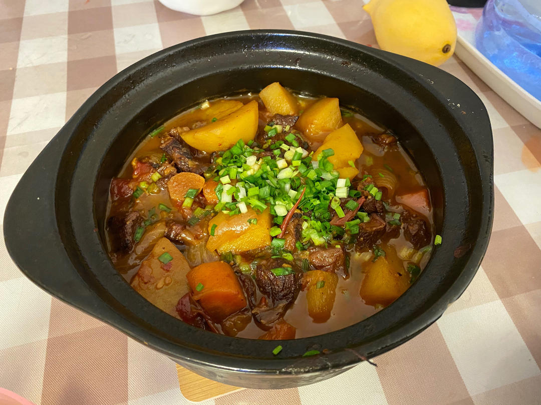 番茄土豆炖牛腩