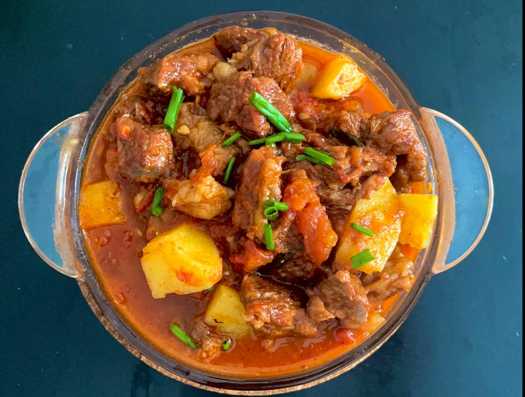 超级下饭的番茄牛腩土豆