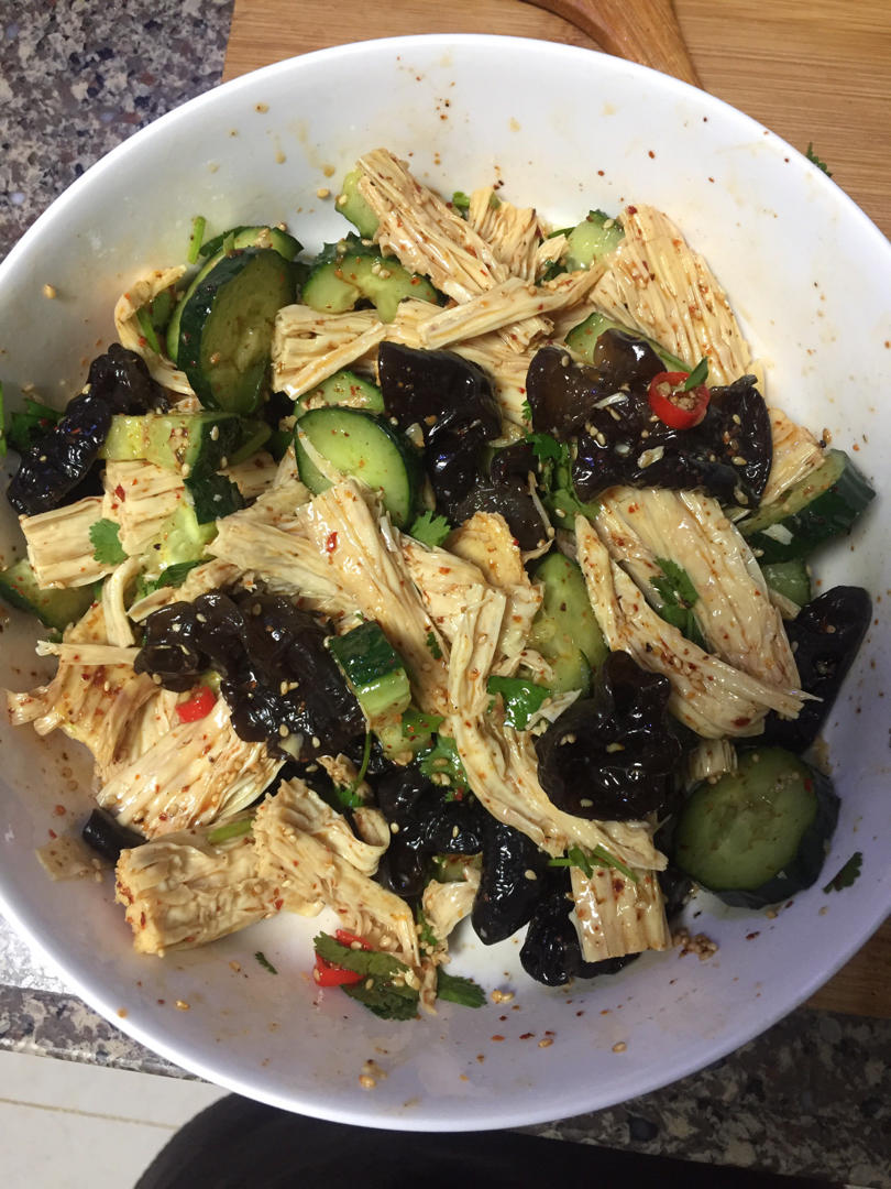 ㊙️五分钟学会巨好吃的酸辣开胃凉拌黄瓜腐竹