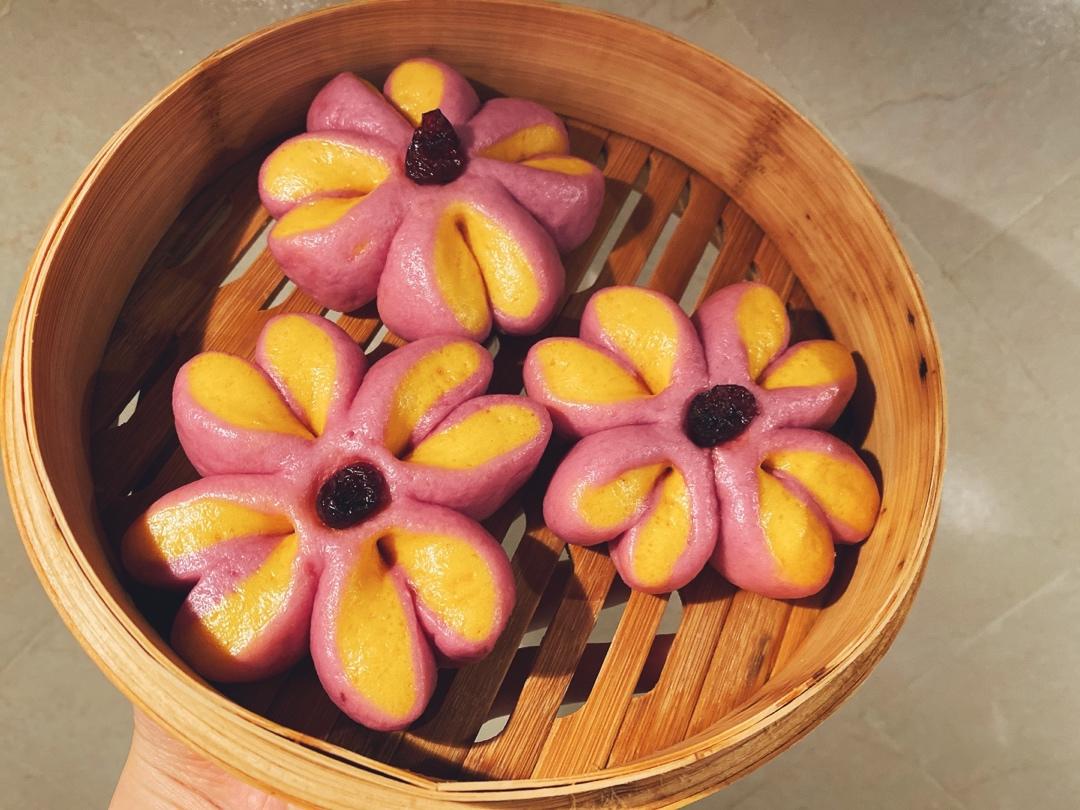 #颜值担当#花朵双色造型馒头