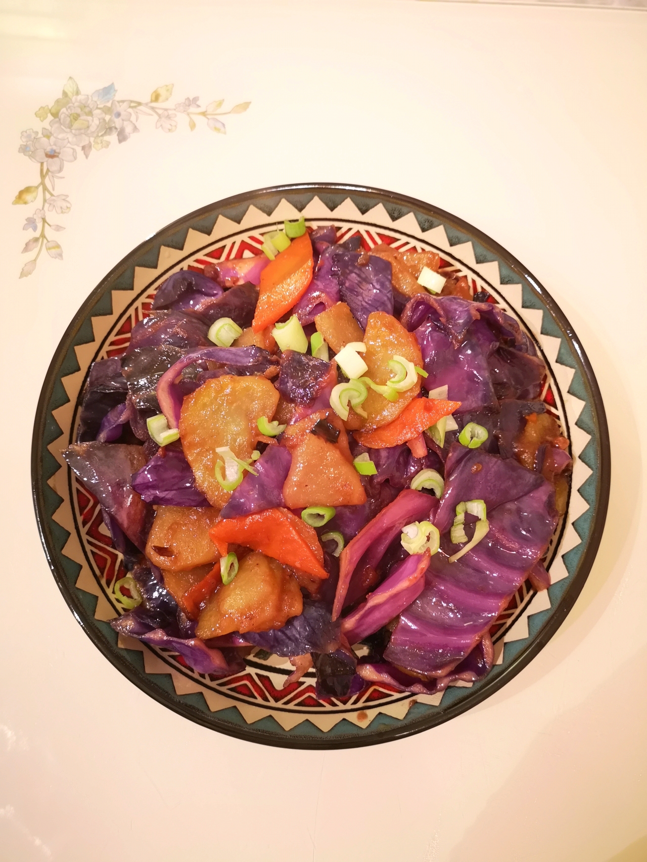 干锅紫甘蓝土豆片