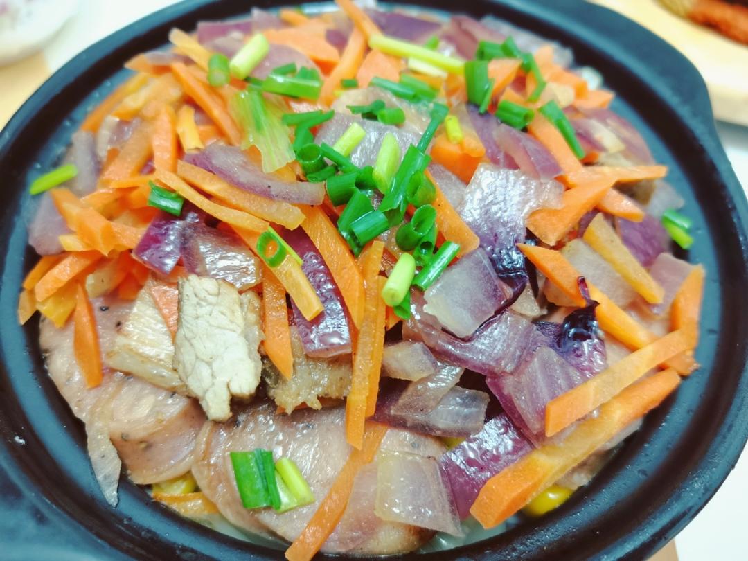 保姆级的「腊味煲仔饭2.0」加强版来了，地道老广味～