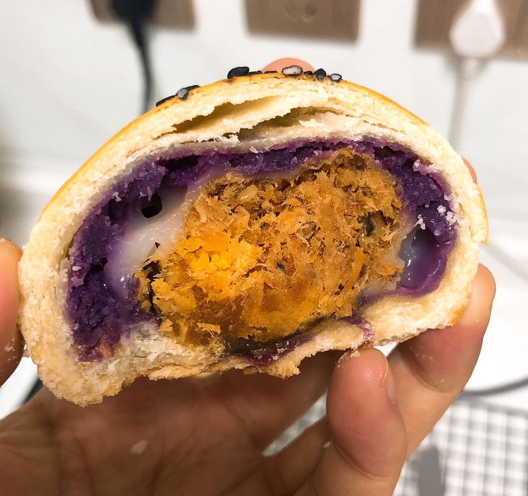 蛋黄酥（紫薯 麻薯 肉松 蛋黄）