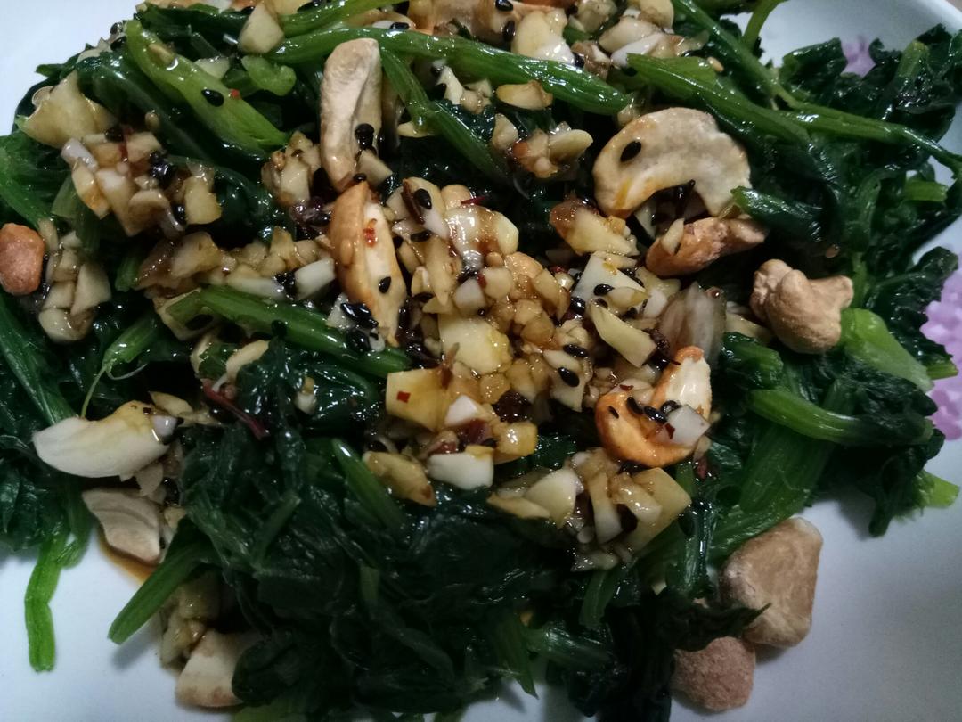 果仁菠菜