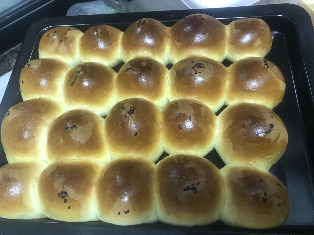 超软牛奶餐包，此配方超软不甜易出膜，放一礼拜不变硬