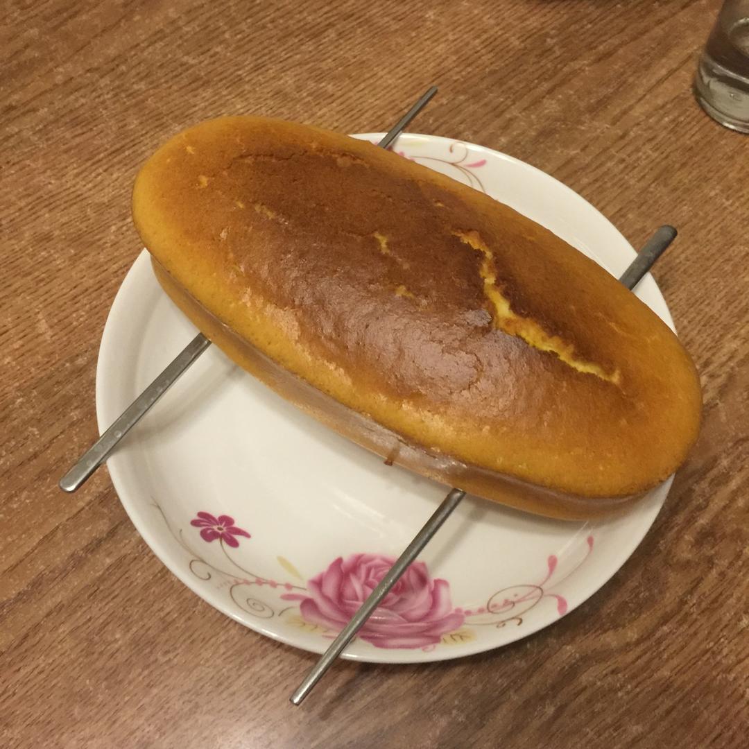 烤箱做蛋糕（戚风蛋糕的做法）