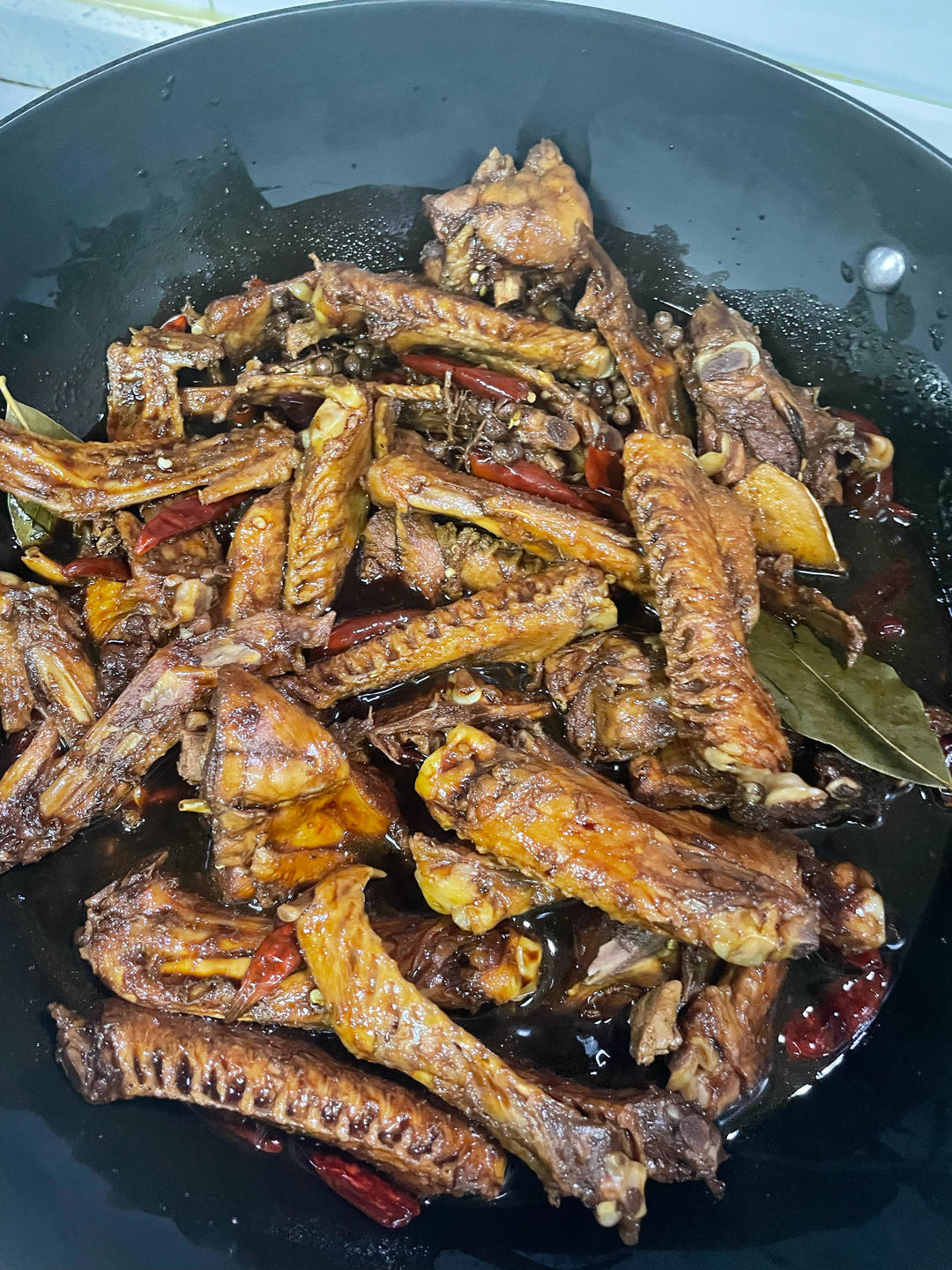 自制周黑鸭卤鸭翅鸭锁骨甜辣