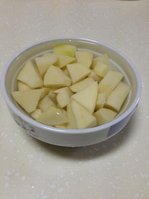 超简单北海道奶油白咖喱的做法 步骤2