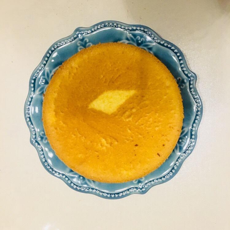 简单好做的8寸戚风蛋糕