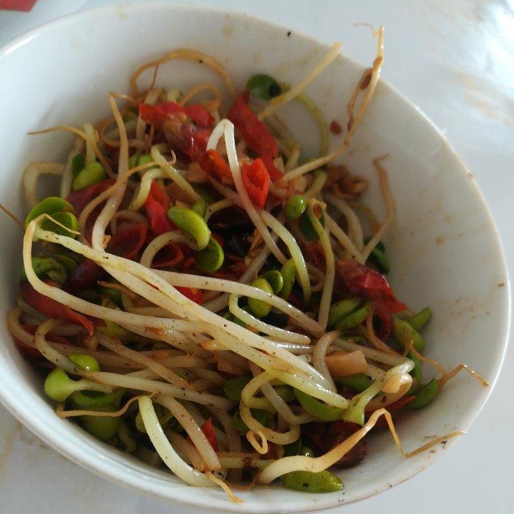 酸爽的醋溜豆芽