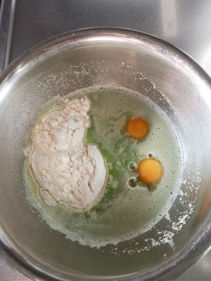 黄瓜鸡蛋饼的做法 步骤4