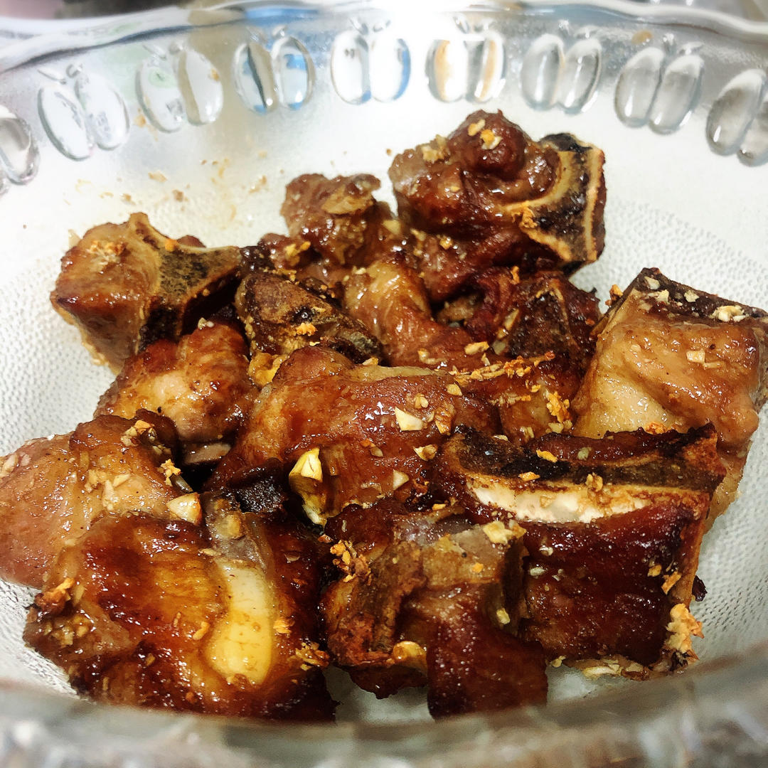 （收藏的菜谱）  空气炸锅版蒜香排骨