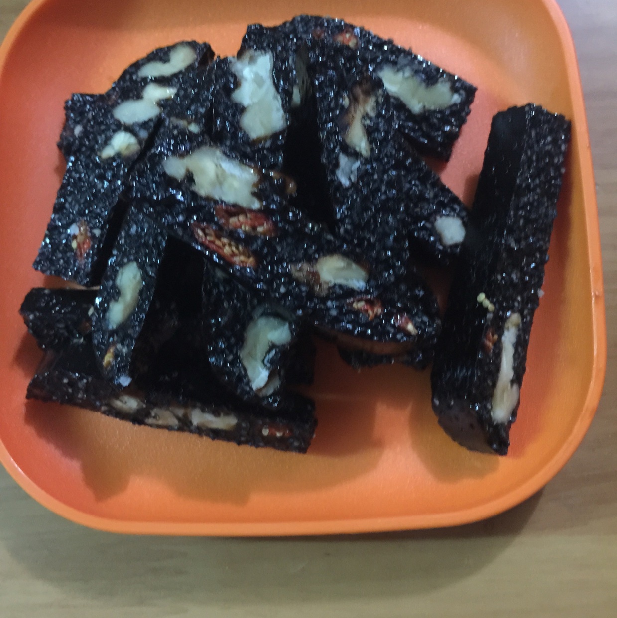 核桃桂圆芝麻红枣阿胶膏