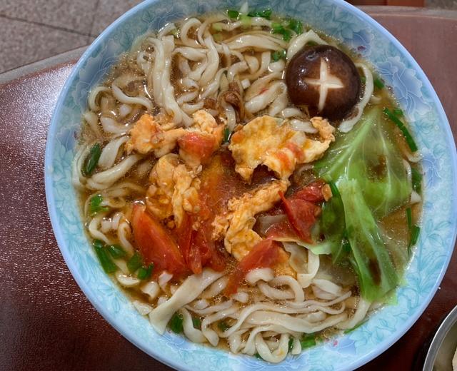 纯手工鸭蛋手擀面的做法