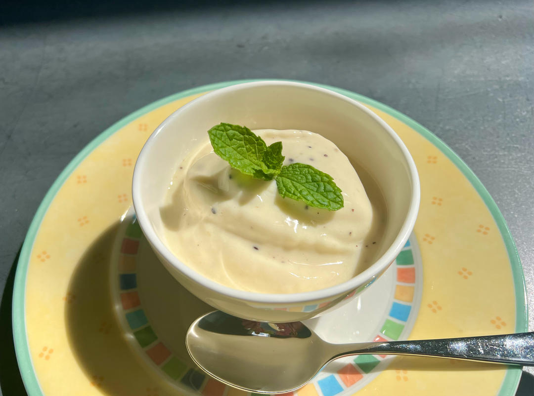 Healthy ice cream in 4 ways