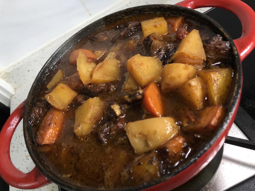番茄土豆炖牛腩