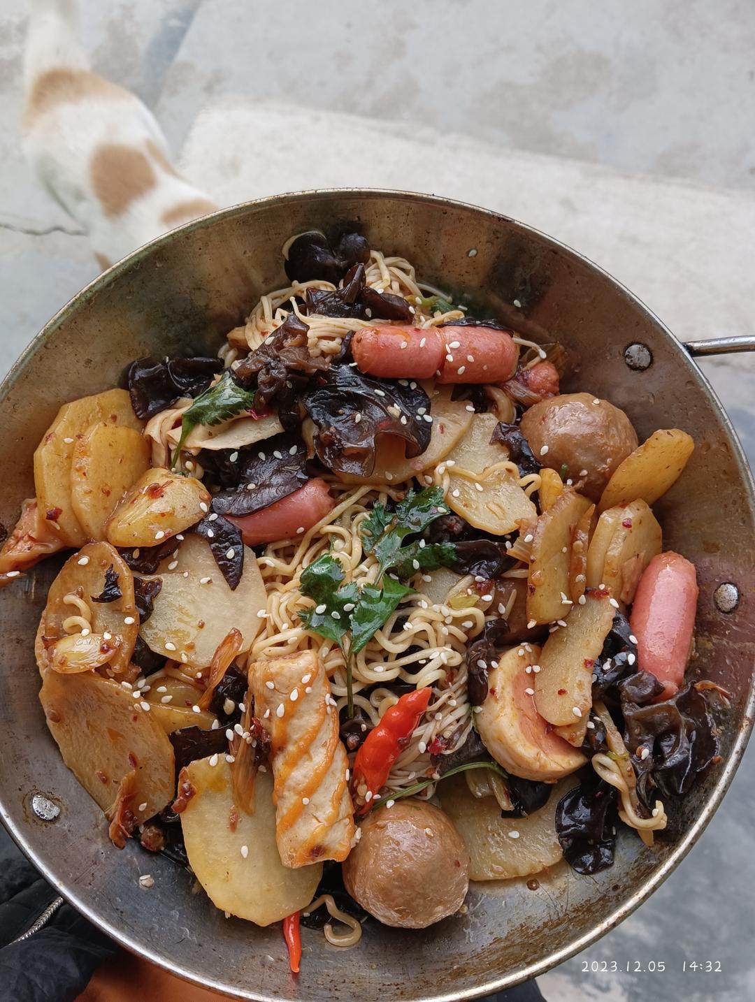 麻辣香锅（火锅底料，郫县豆瓣酱，和卖的一样好吃）