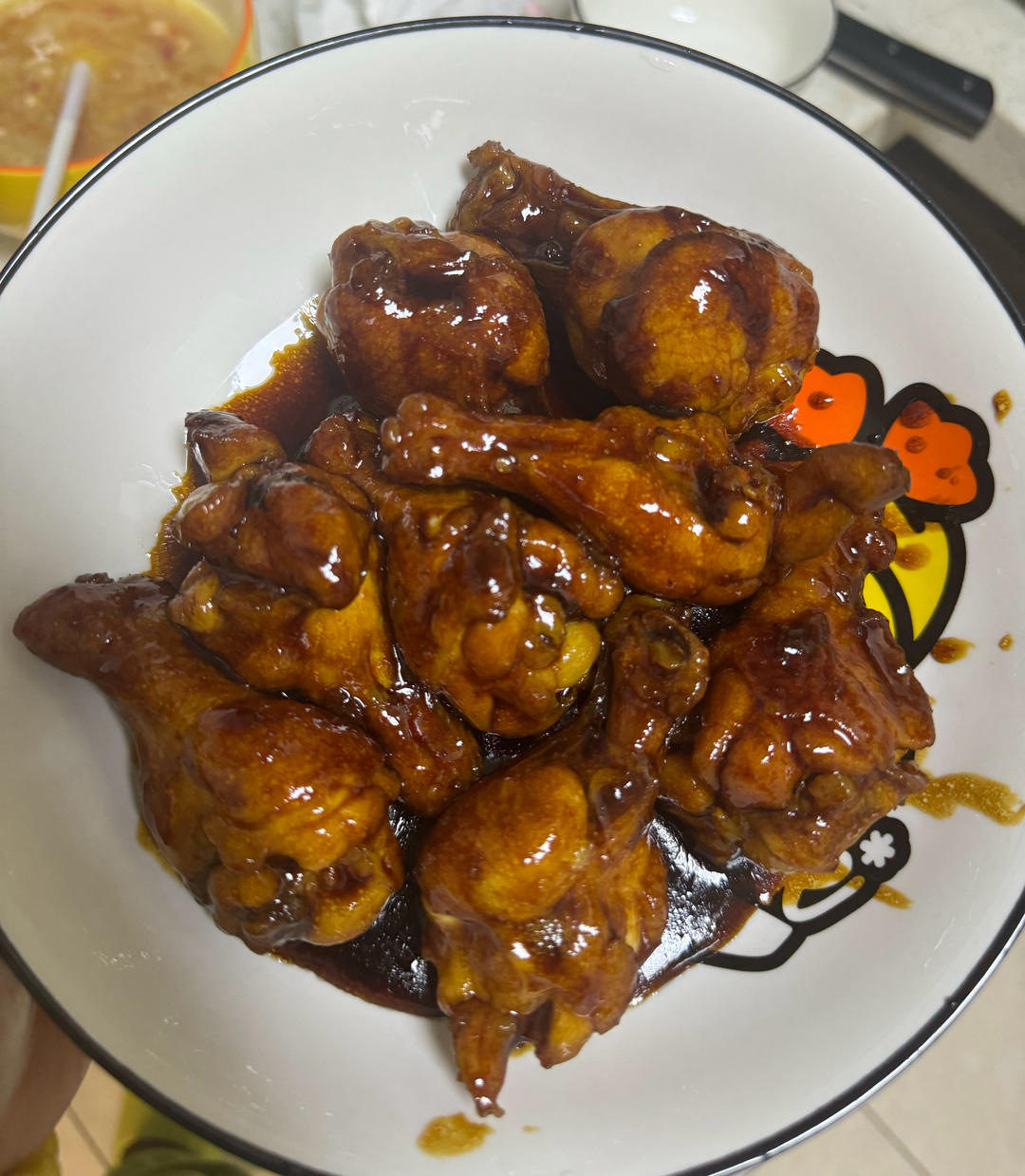 好吃到舔手指的「蒜香蜜汁鸡翅根」👍