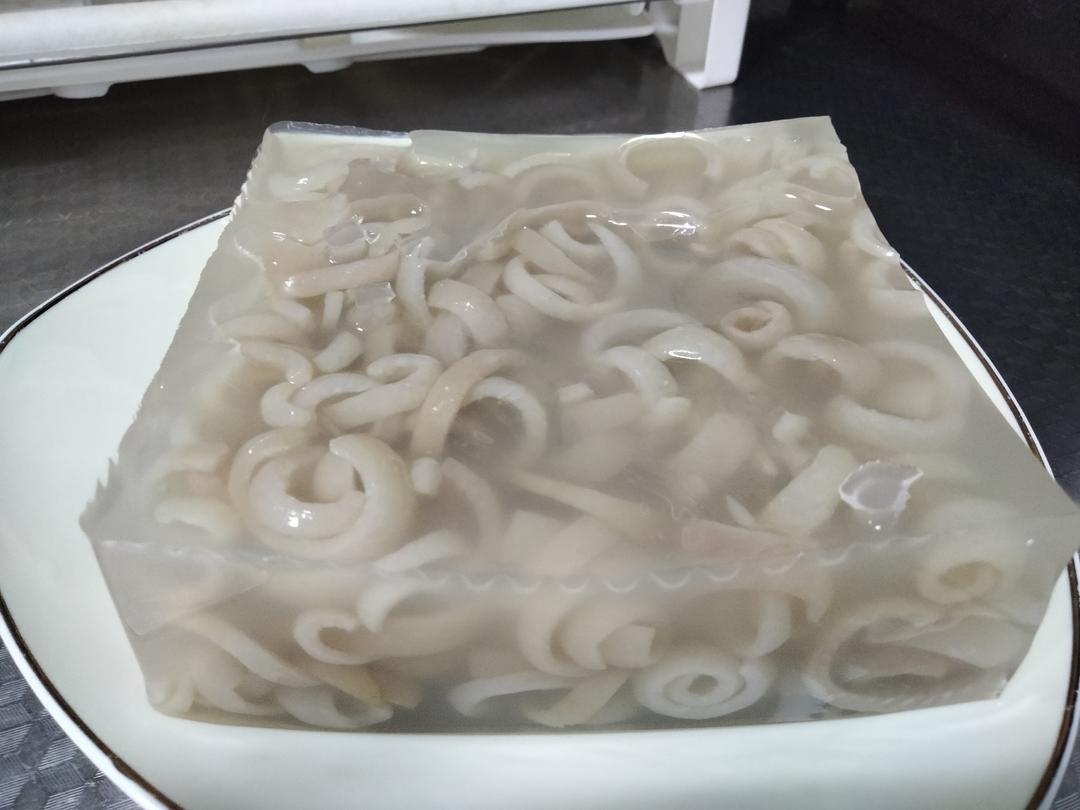 水晶肉皮冻