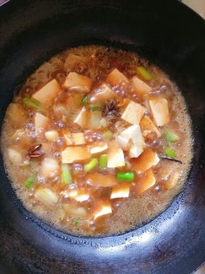 葱烧豆腐的做法 步骤3