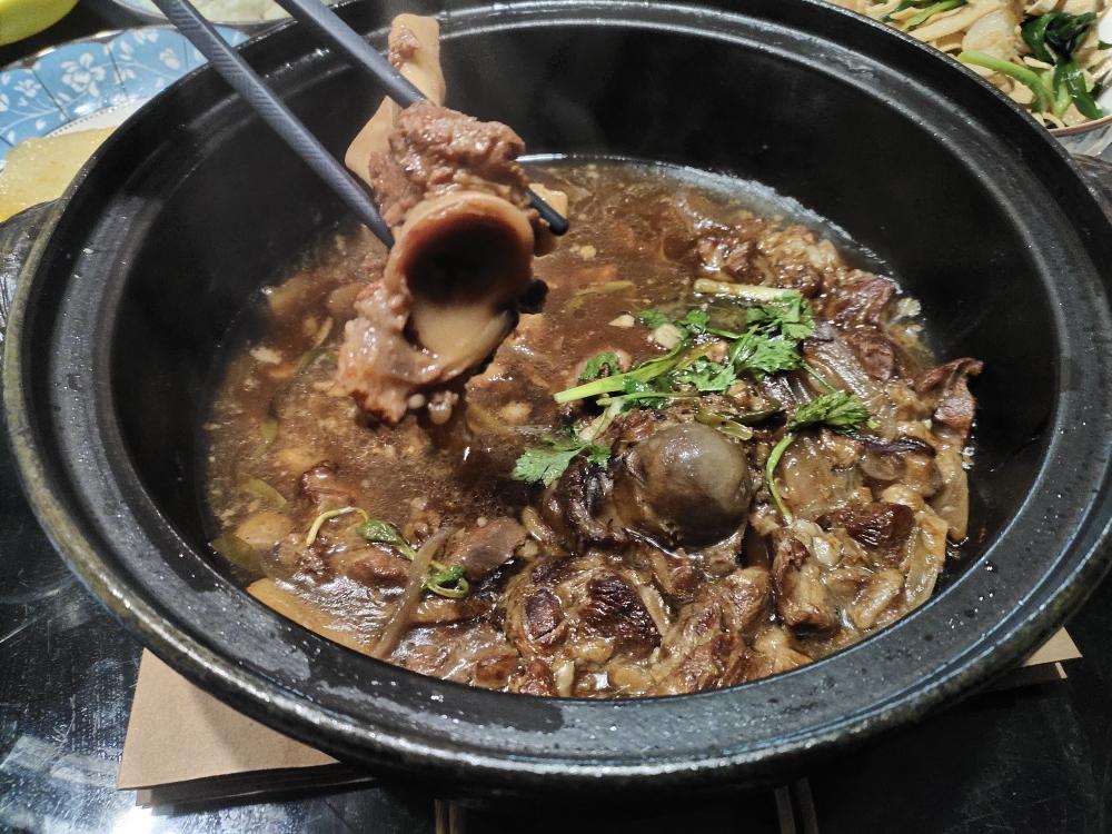 冬天来碗炖羊肉