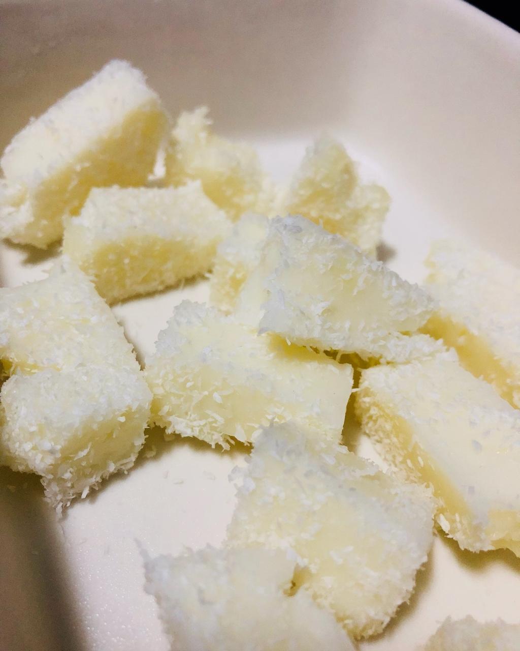 太棒啦！1个方子，做出2道口味一流的甜品！——椰奶小方&炸鲜奶