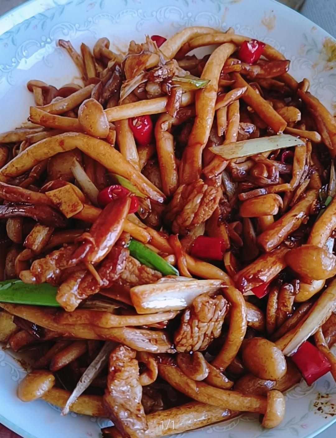 有滋有味减肥餐～香炒小蘑菇