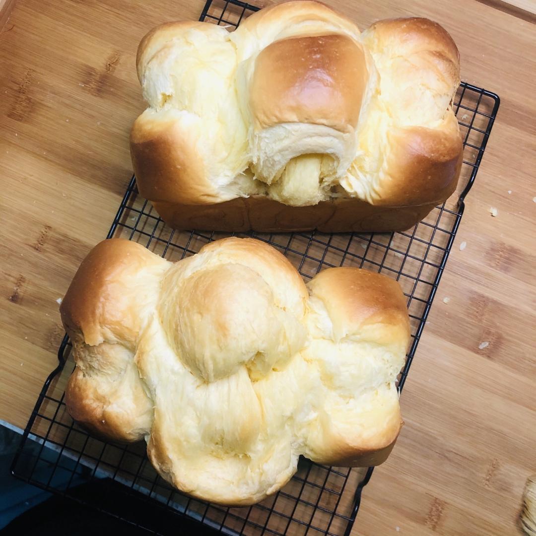 皇冠布里欧修吐司