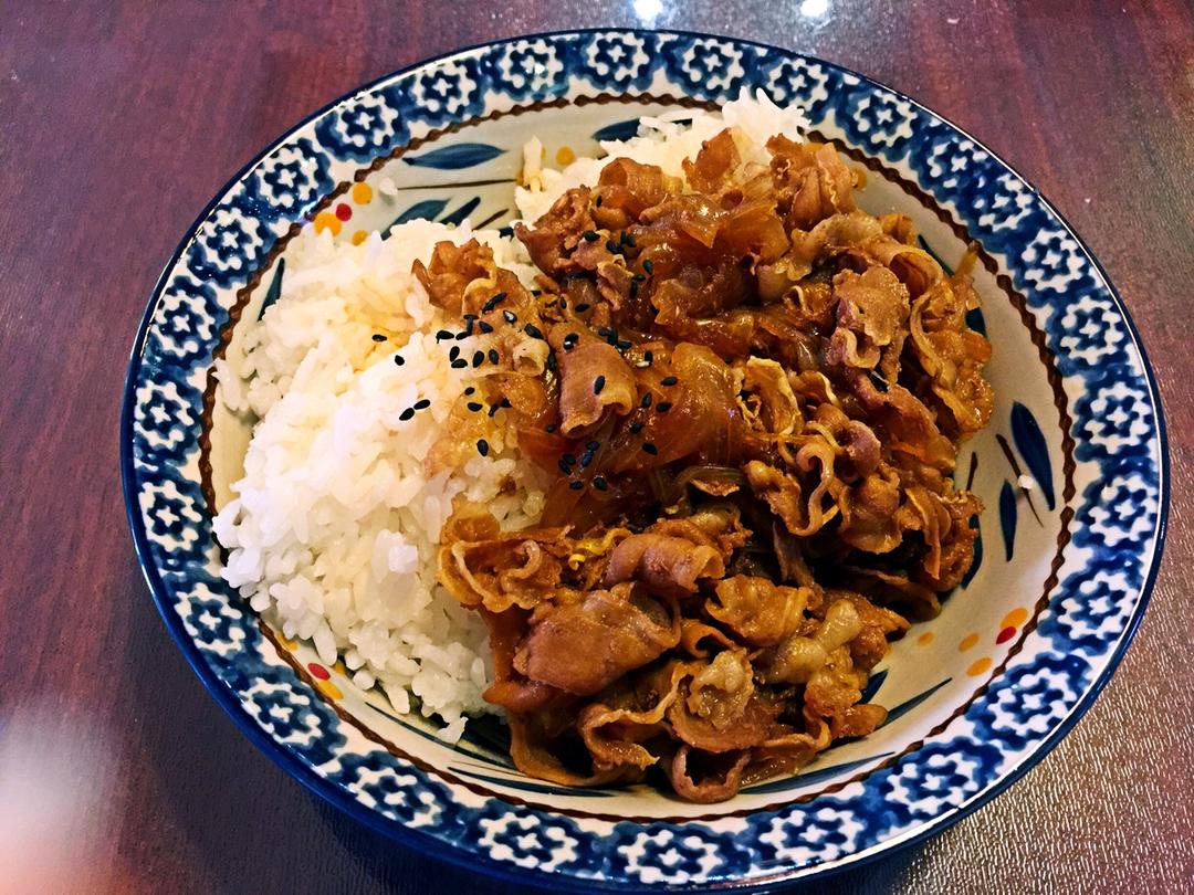吉野家牛肉饭（牛丼）