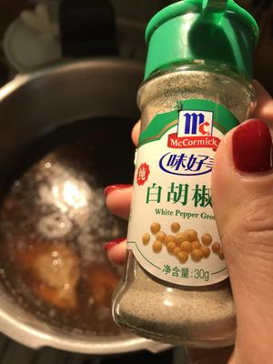堂妈小厨——新加坡肉骨茶的做法 步骤12