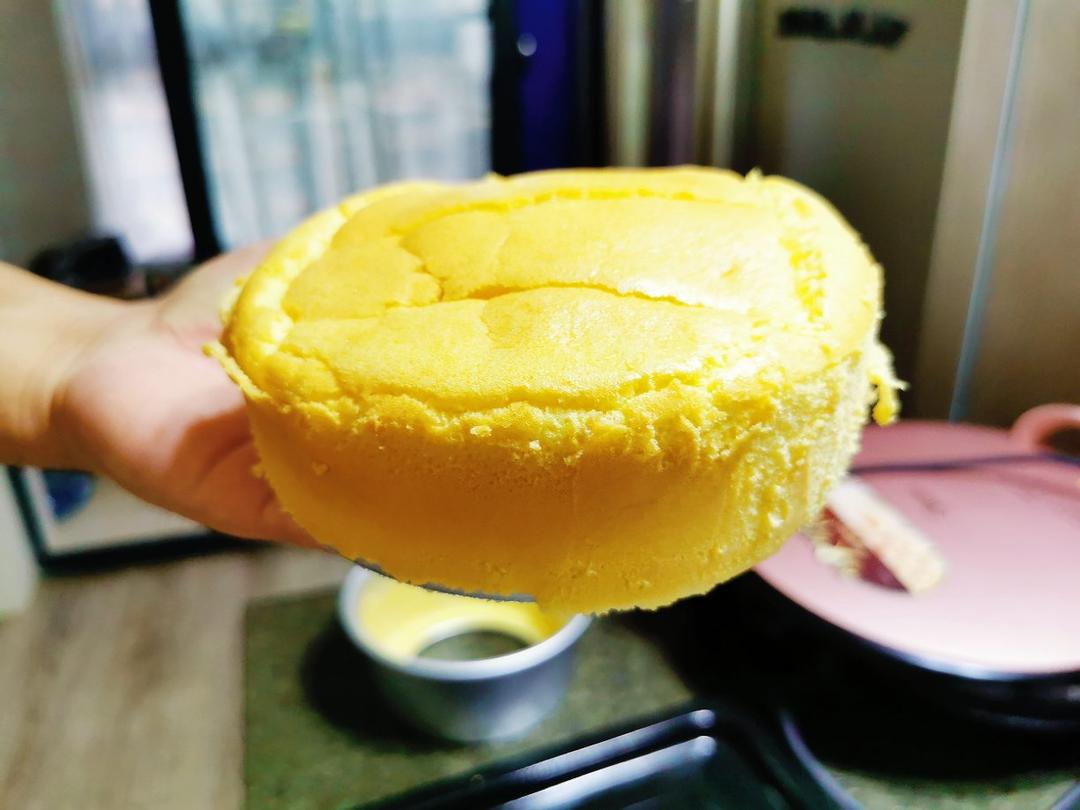 烤箱做蛋糕（戚风蛋糕的做法）