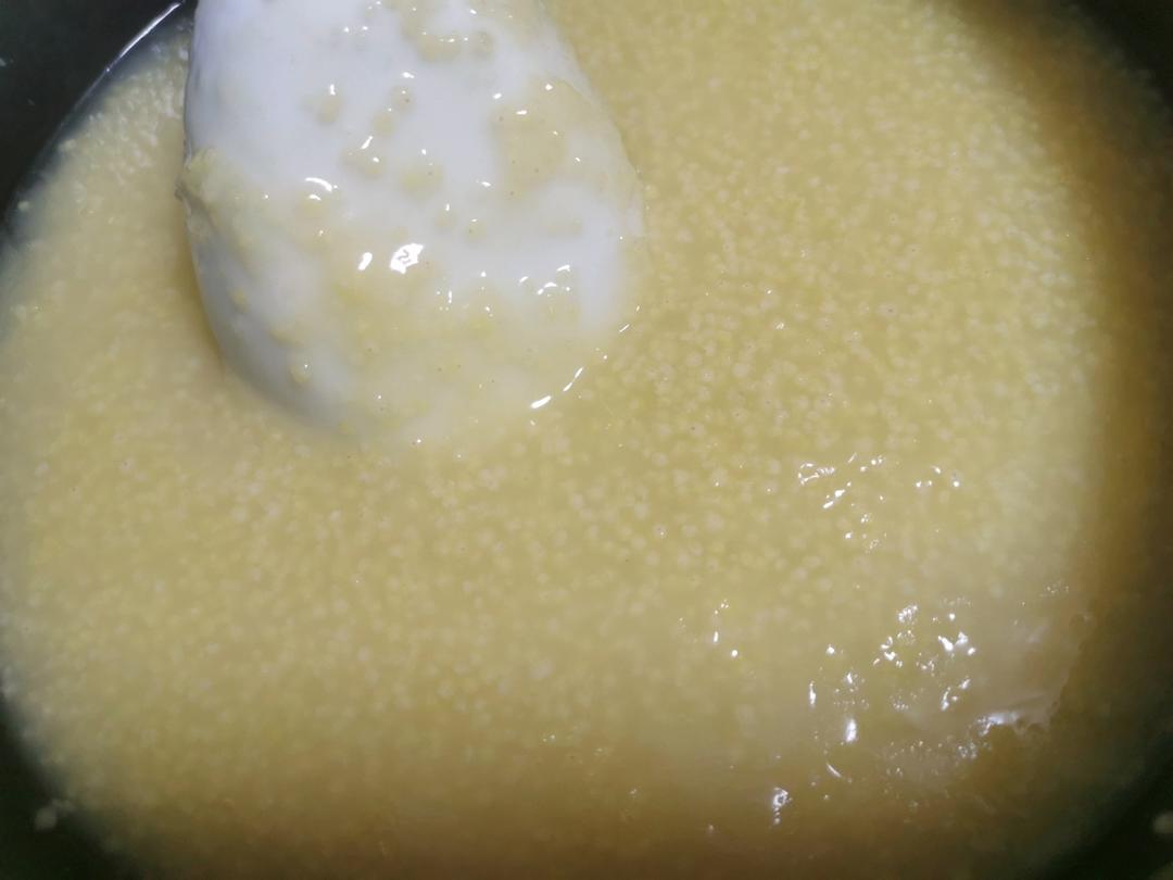 小米粥（小米油飘香）