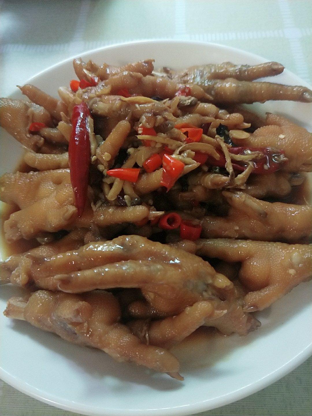 红烧鸡爪