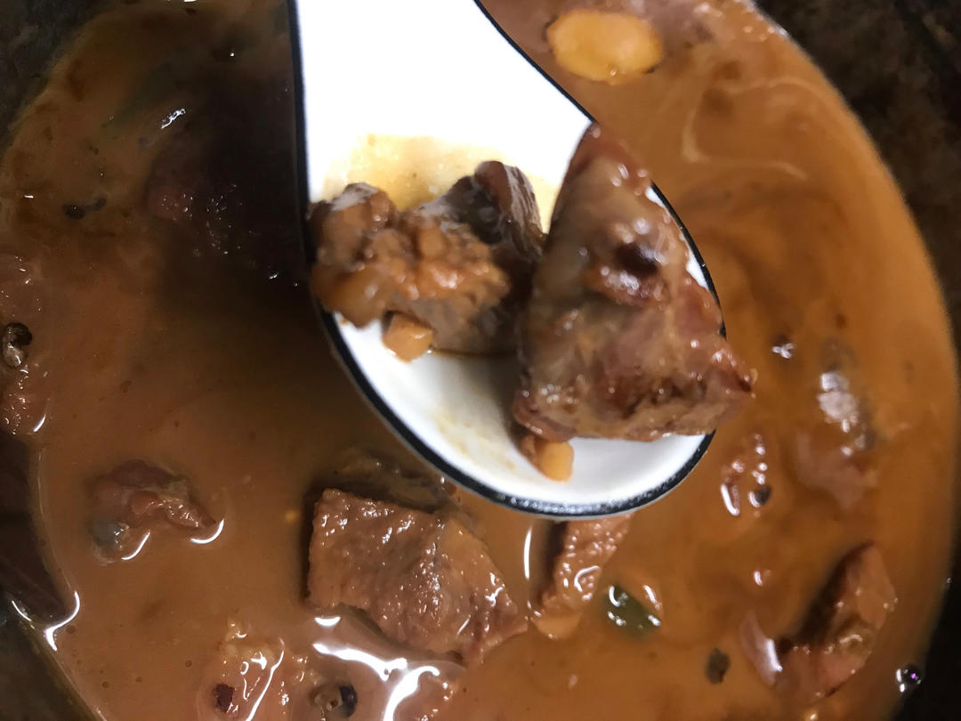 广式焖牛腩