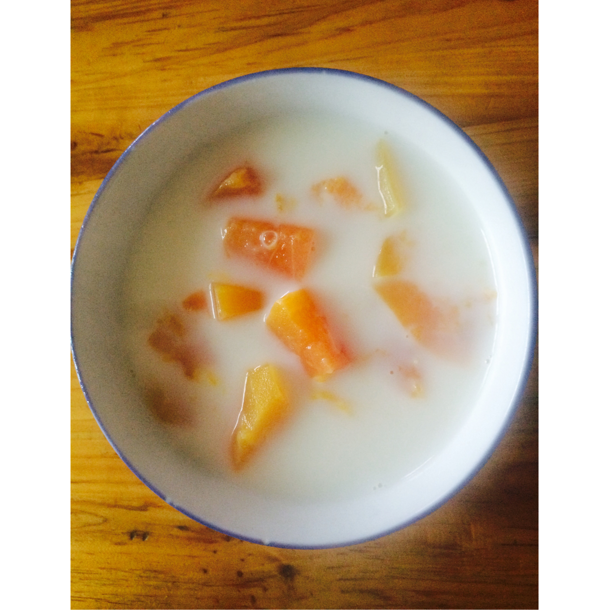 鲜奶炖木瓜