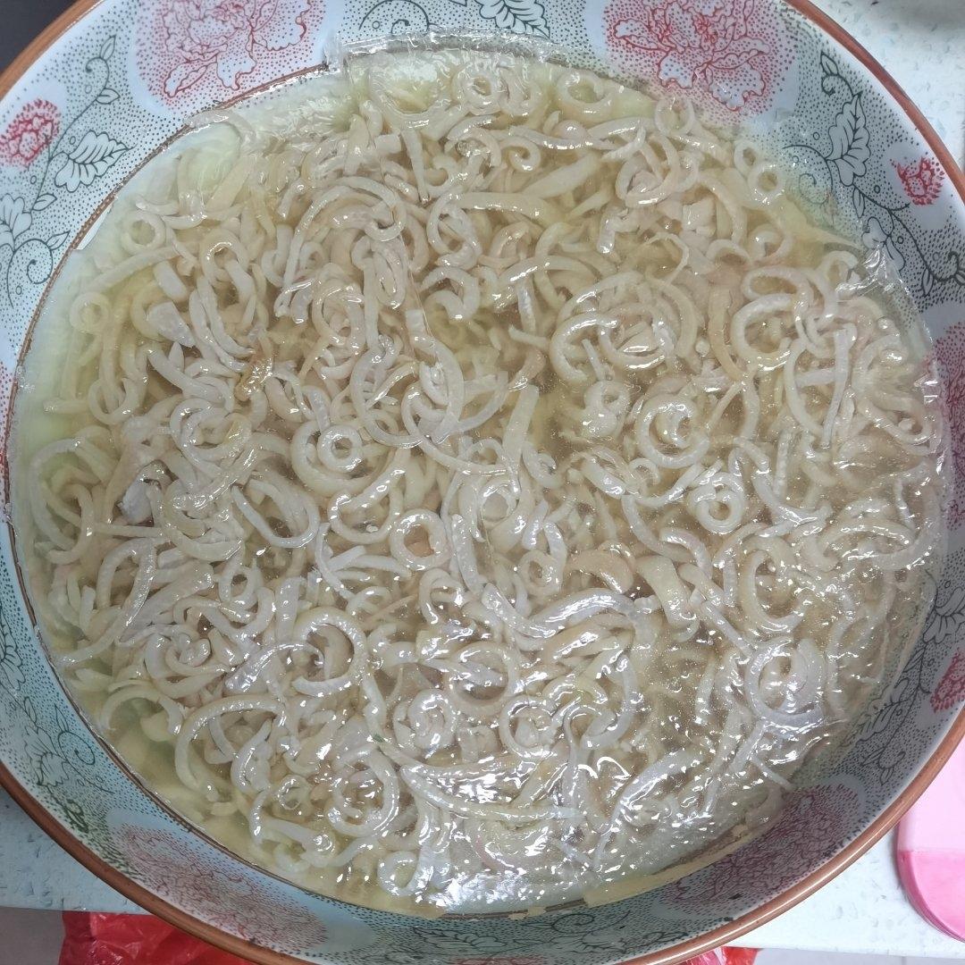 水晶肉皮冻