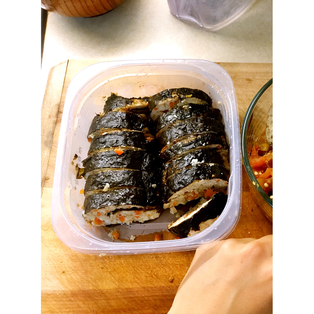 减脂增肌必备-紫菜鸡肉卷