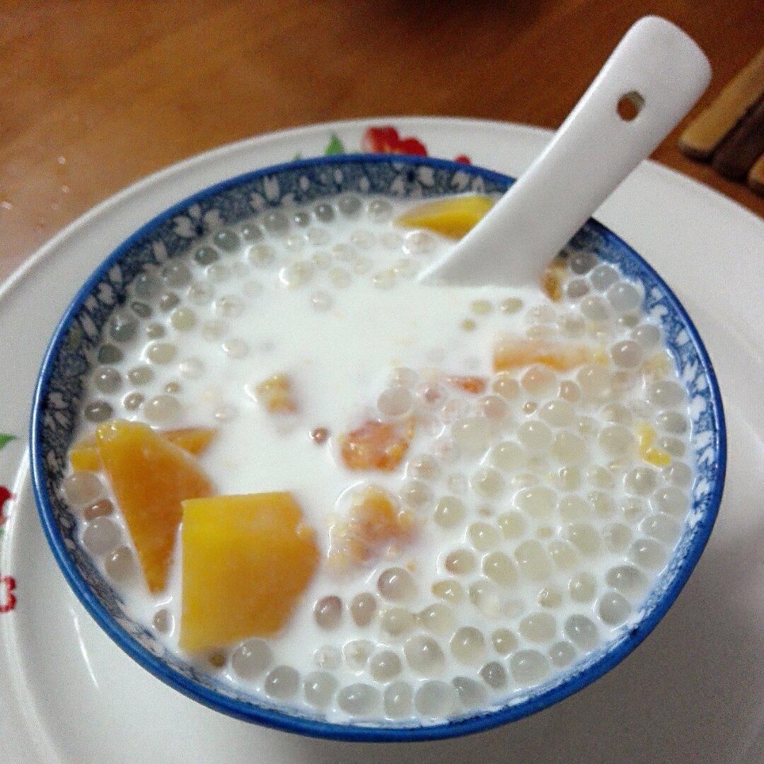 木瓜牛奶西米露