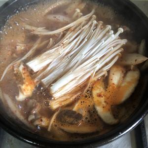 暖胃醒酒韩国辣牛肉汤的做法 步骤6