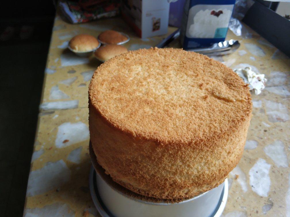 基础戚风蛋糕【承重好、可做奶油蛋糕内胚】