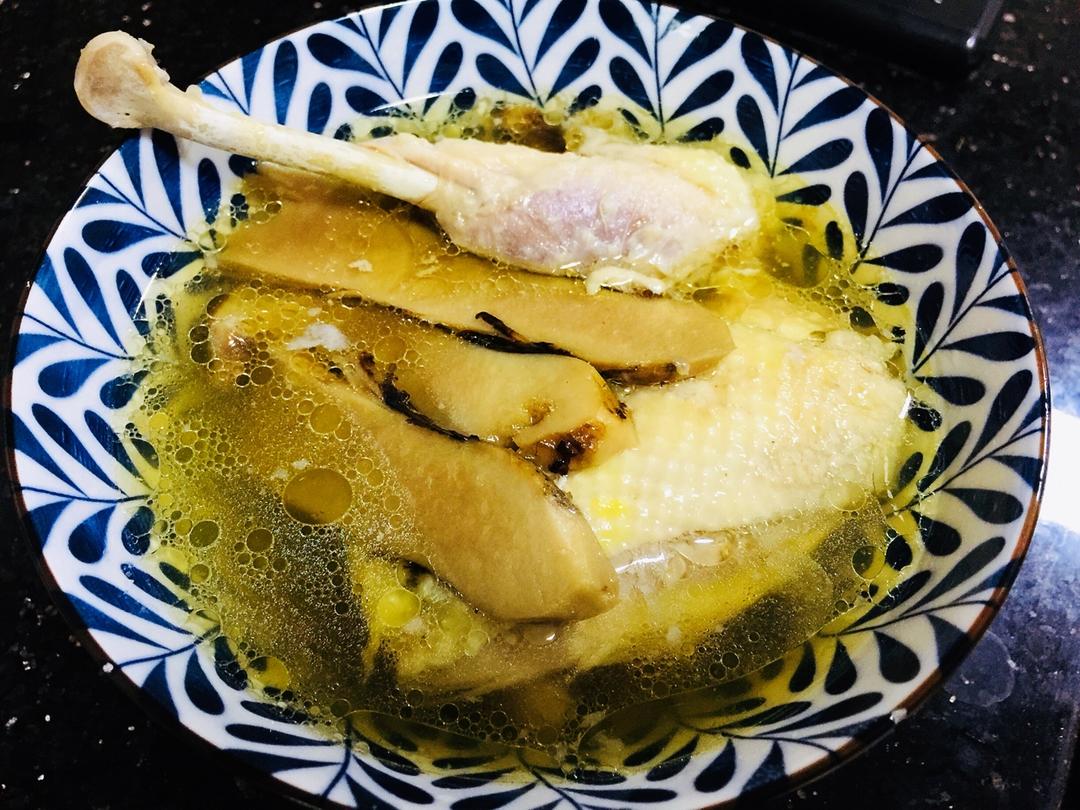 松茸鸡汤