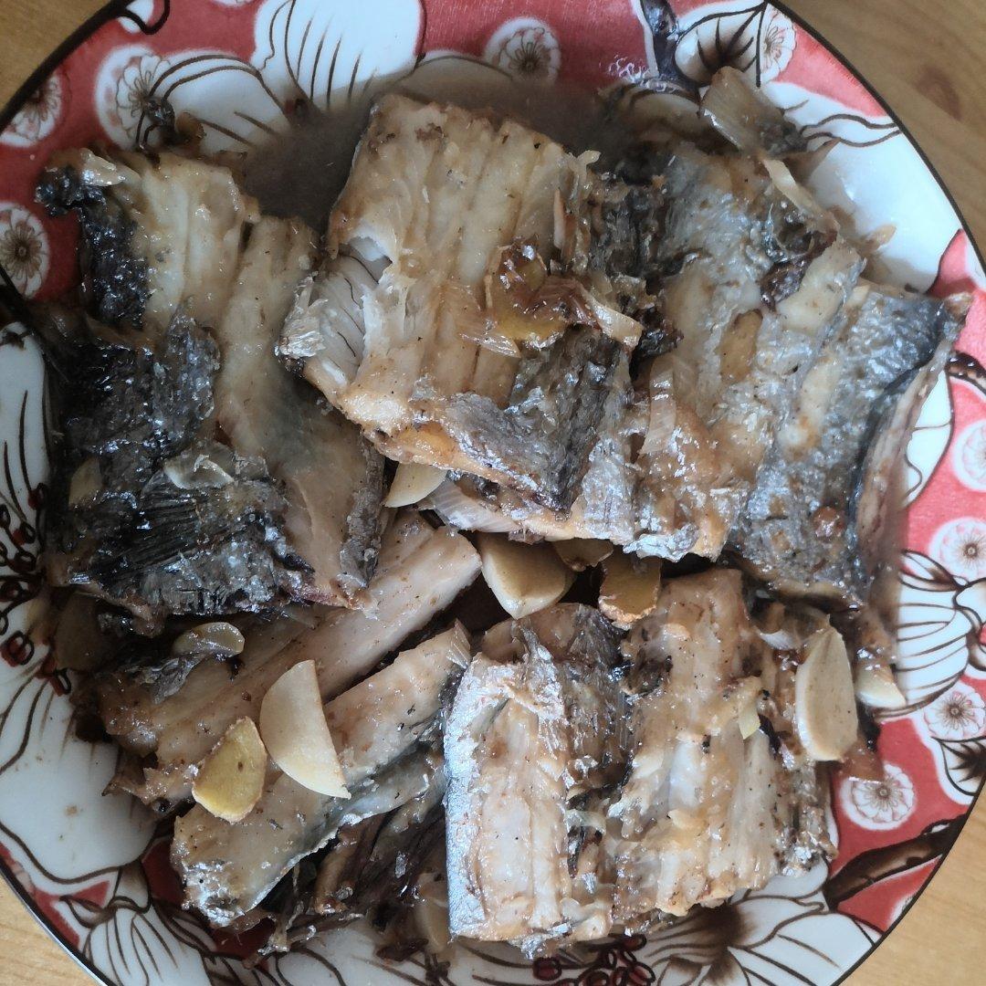 传统做法红烧带鱼