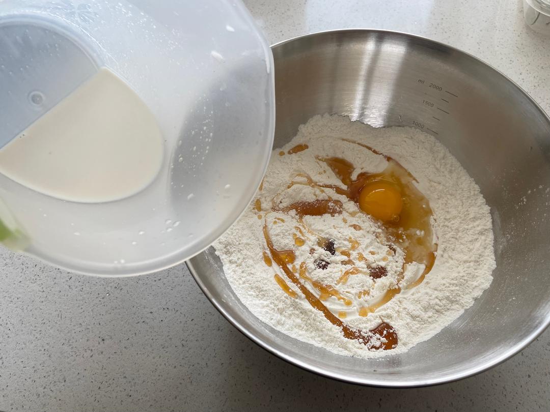 纯奶手撕吐司的做法 步骤1