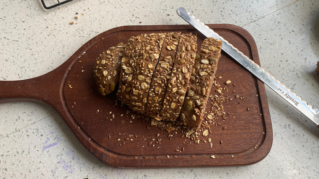 牛奶芋头包，沙面红豆包