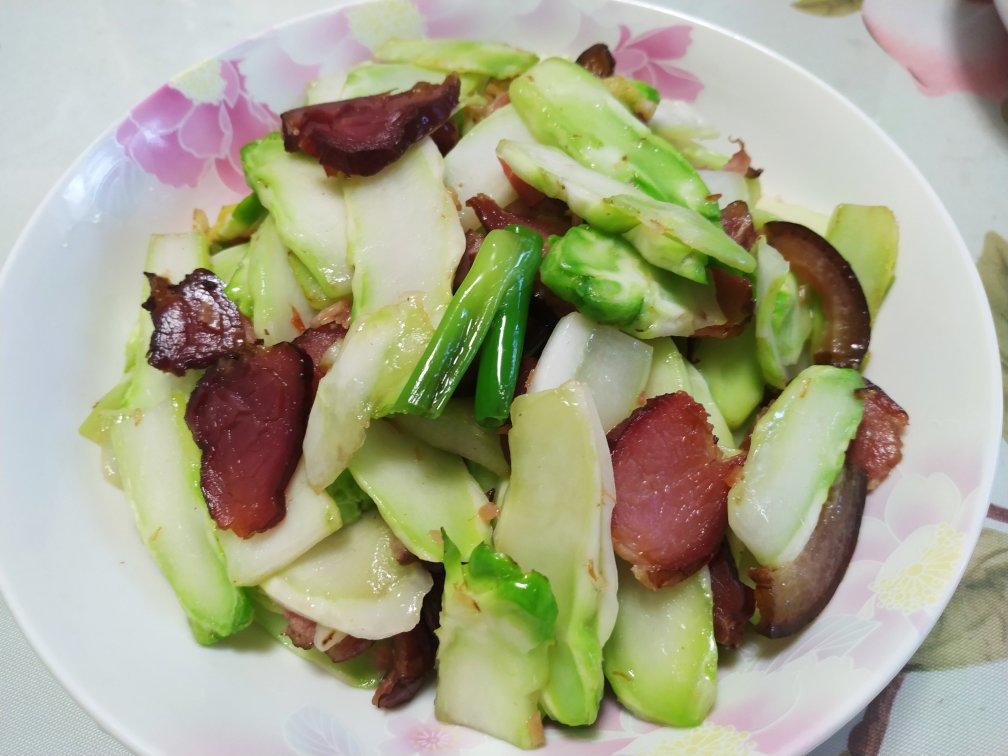 儿菜炒腊肉