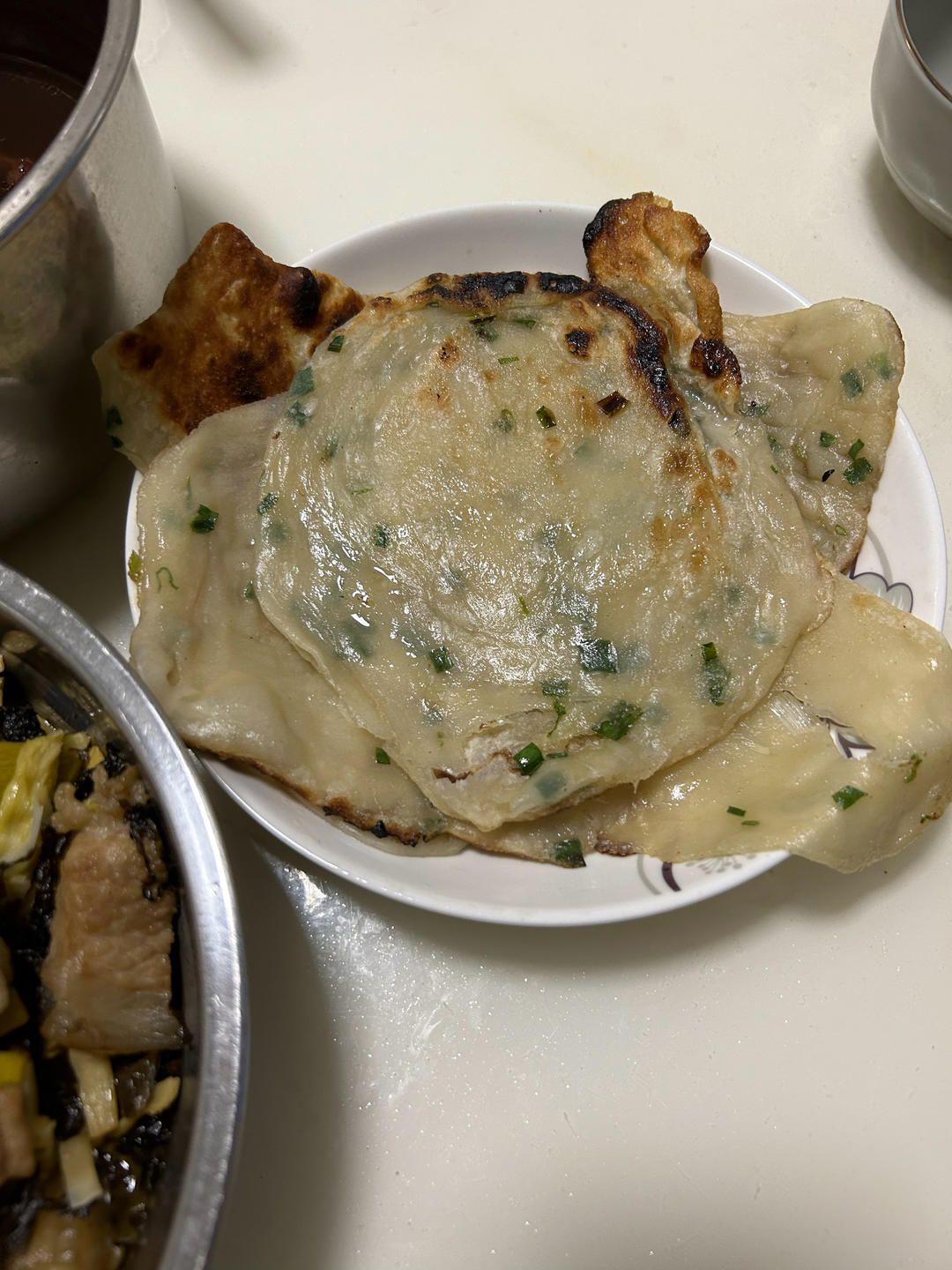 家常葱油饼 柔软多层 凉了也不硬 附细节视频详解