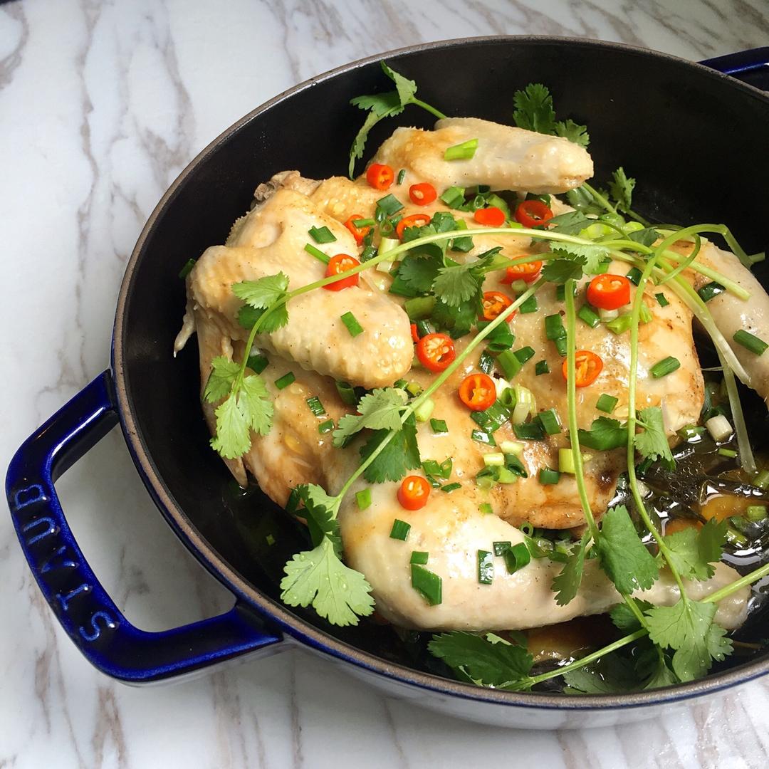 有手就会做的无水葱油鸡（铸铁锅版）