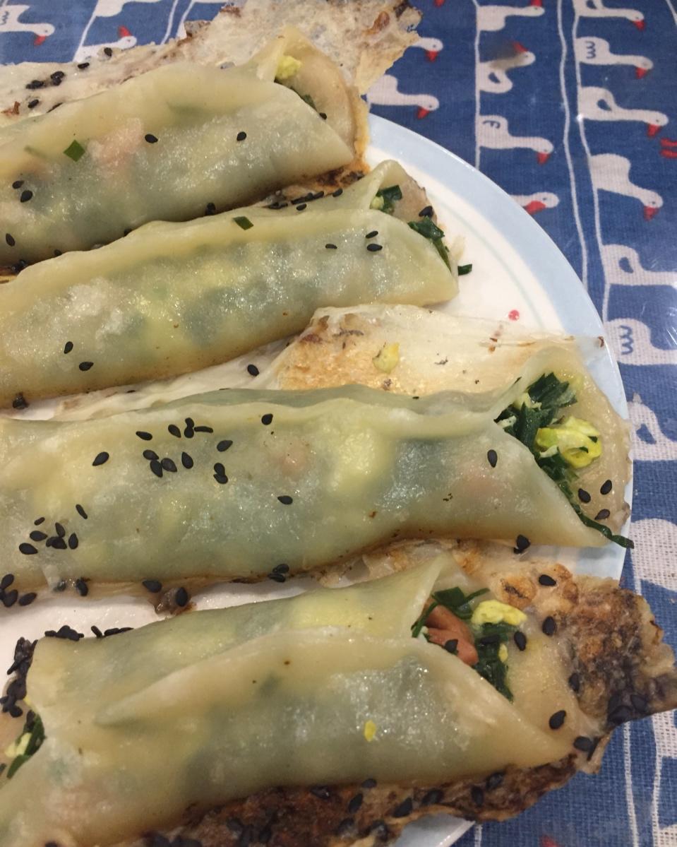 三鲜锅贴