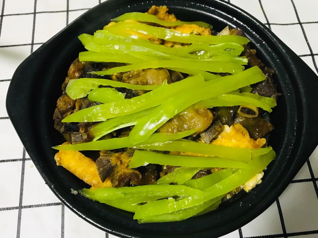 红烧鹿排（鹿排是梅花鹿的排骨）