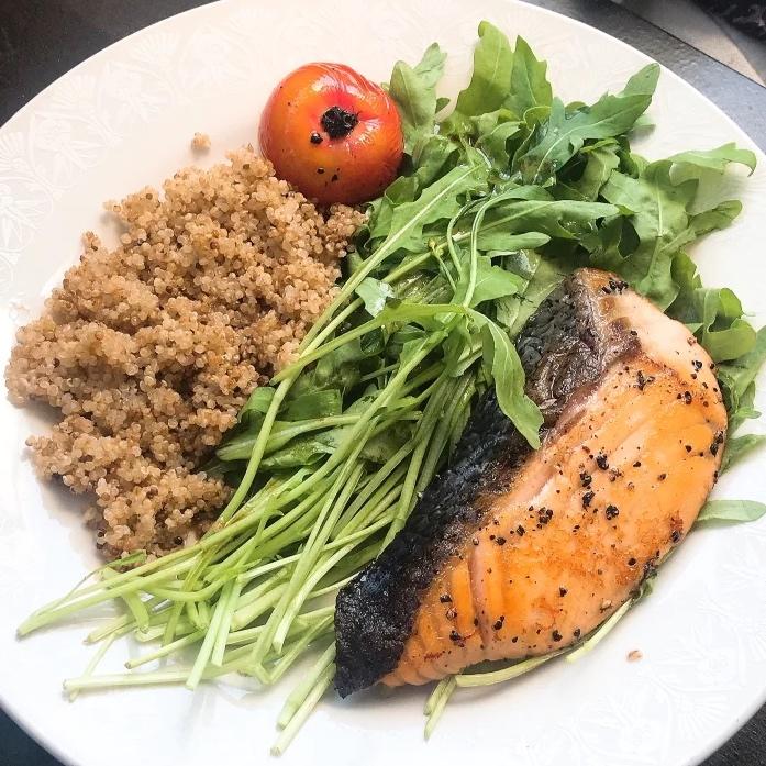 【山姆厨房】藜麦三文鱼沙拉
